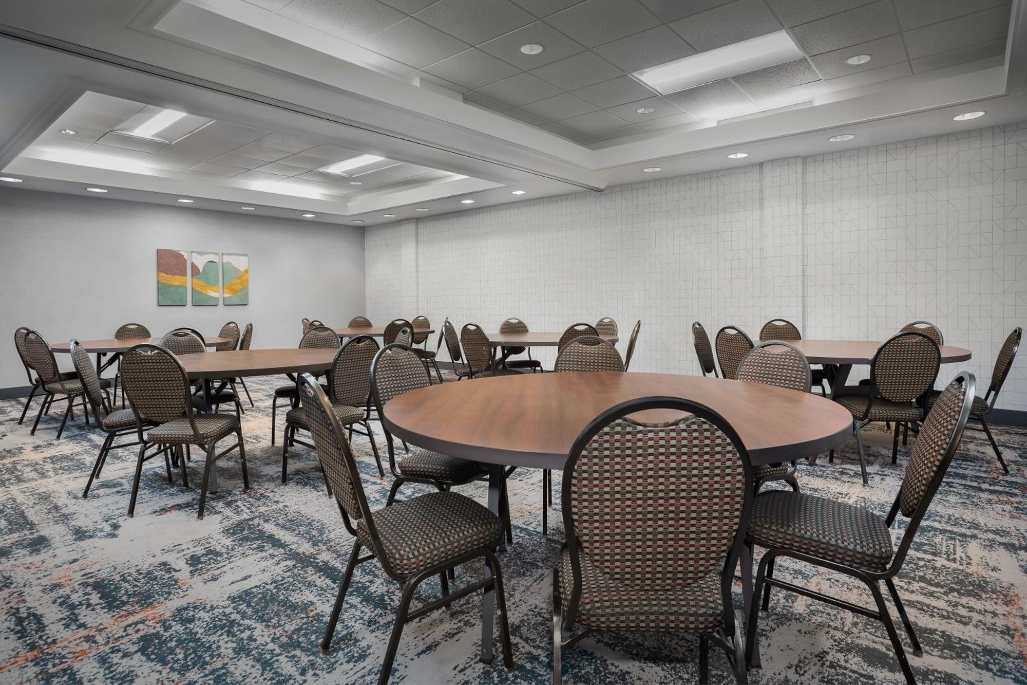 Homewood Suites By Hilton Cleveland-Solon Екстер'єр фото